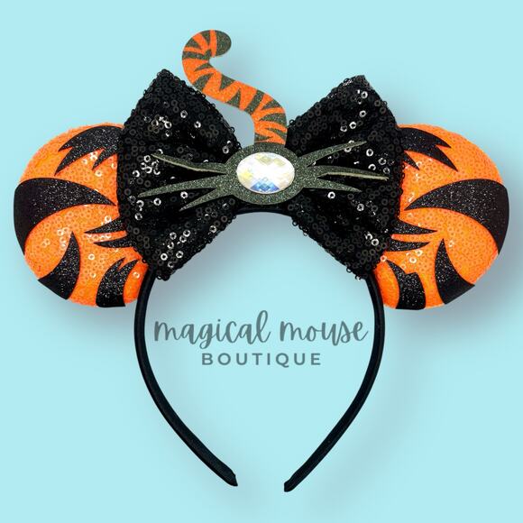 Tigger Minnie Ears | Disney’s Winnie the Pooh-Inspired Mouse Ears Headband - Picture 1 of 5